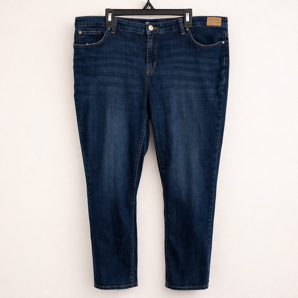 Levi Strauss Signature Mid Rise Jeans Dark Wash Stretch W37 L30 Women’s 24W Plus